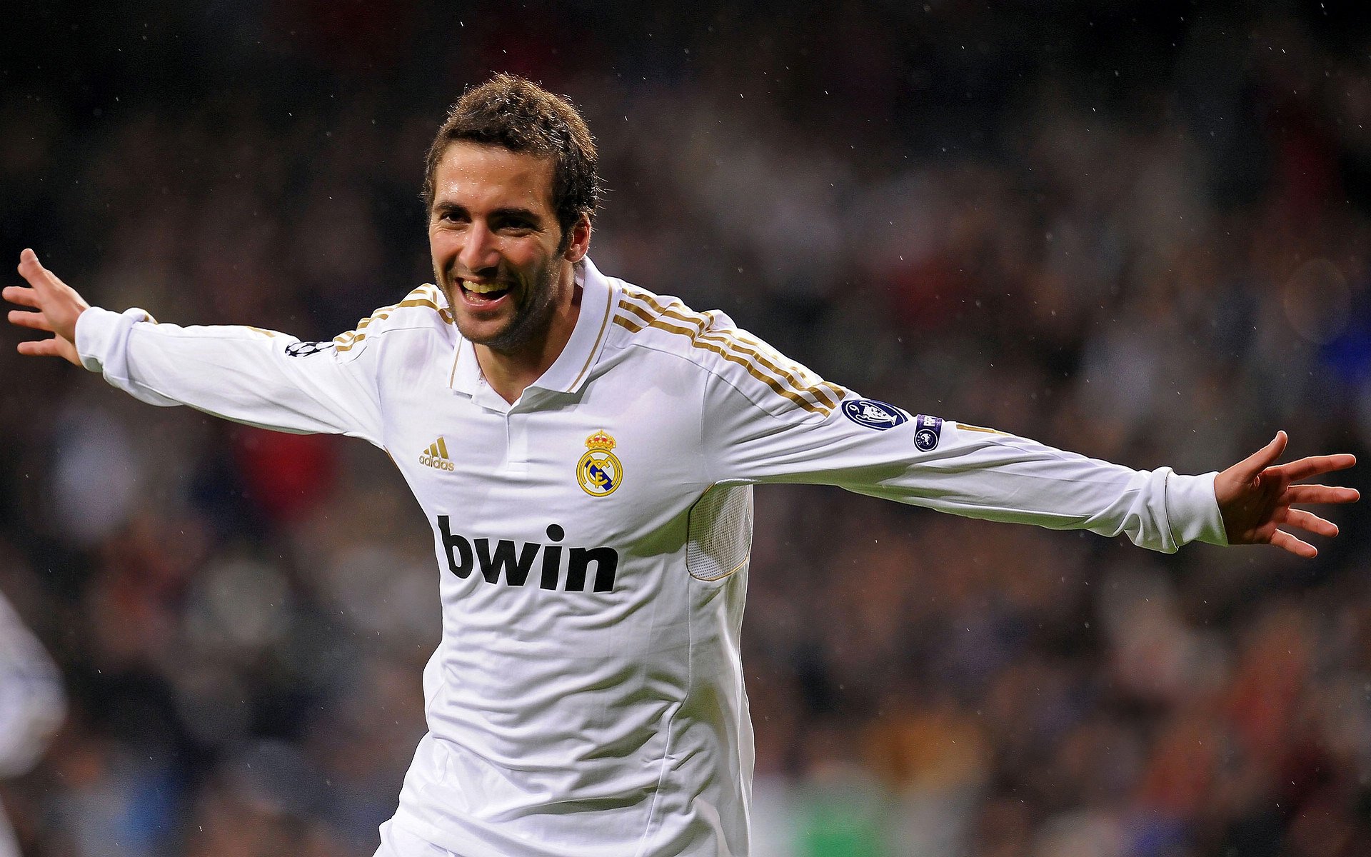 切尔西的锋线引援：谁能成为蓝军的救世主？，切尔西的战术